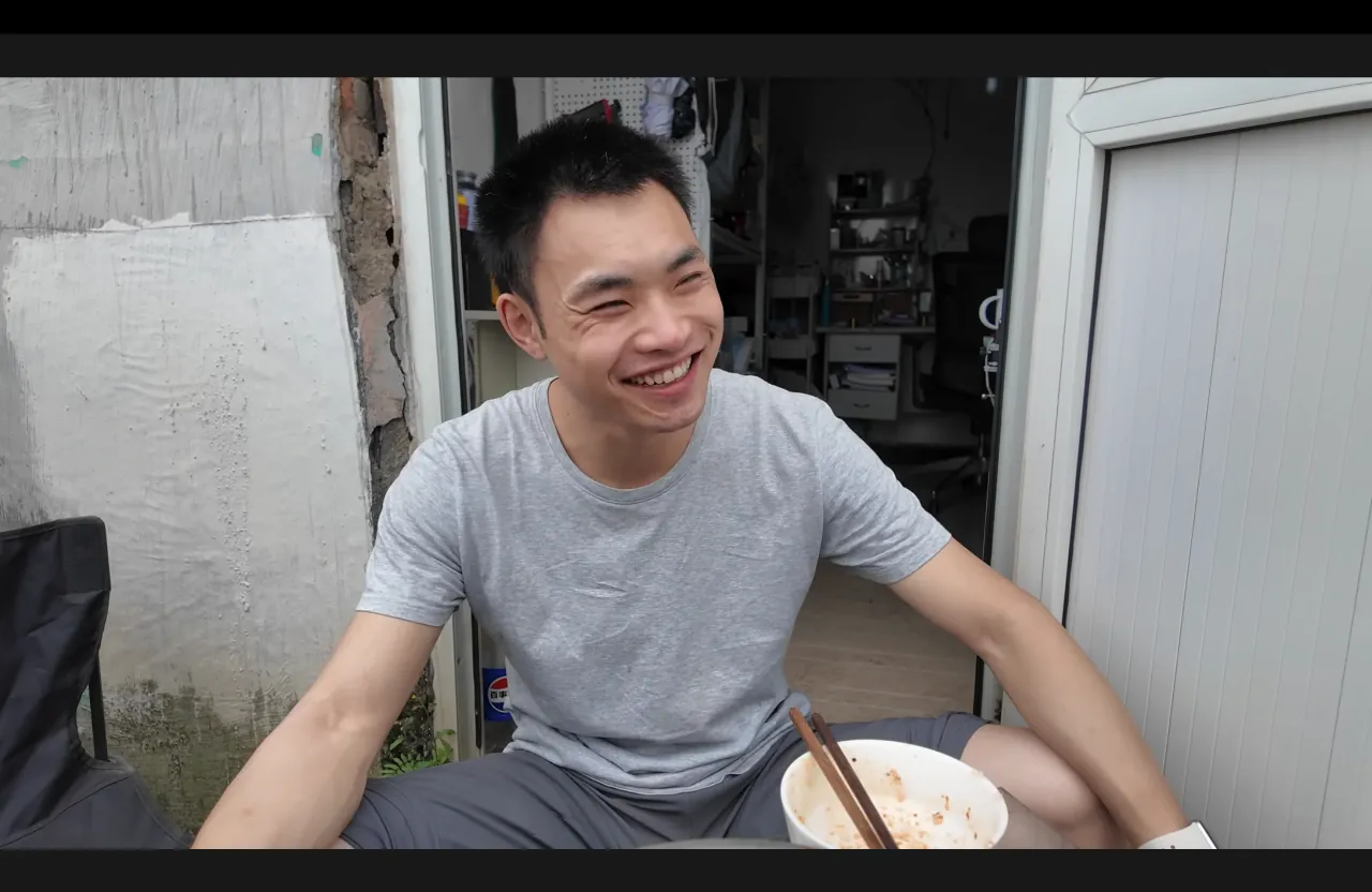 스크린샷 2026-07-22 오후 5.27.27.png 어느 중국인 프리랜서 개발자의 하루.