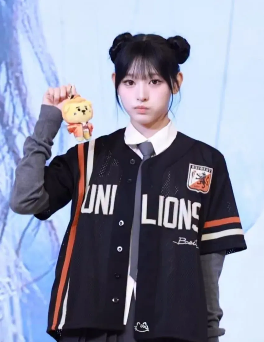 1000072407.jpg ๋ฆฌ์ผ๋ ๋ฏธ๋๋ฏธ์ ๊ธฐ๋ฌํ ์๊ทธ๋์ณ ํฌ์ฆ.jpg