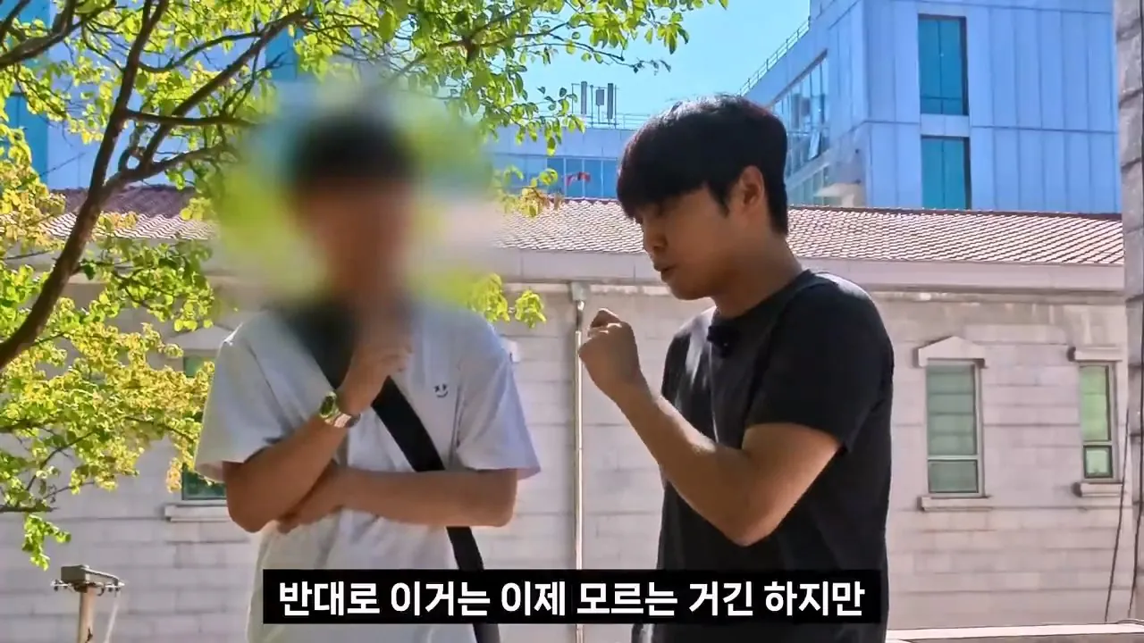종교는 인간이 만들었다는 서울대생, 목사는 답할 수 있을까.mp4_20261001_152725.634.jpg 서울대생이 목사에게 말하는 종교는 인간이 만든것이라는 이유