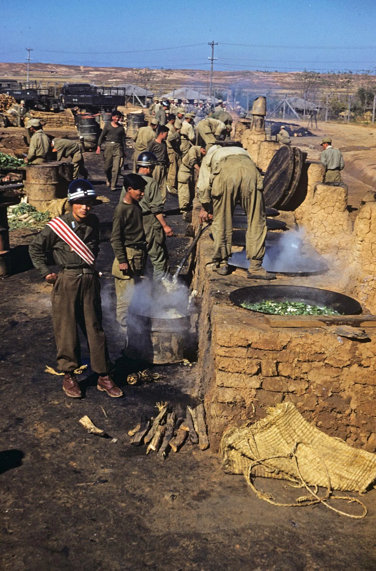 e_camp-stoves_16052567362_o.jpg 희귀사진(KOREA, 1952)